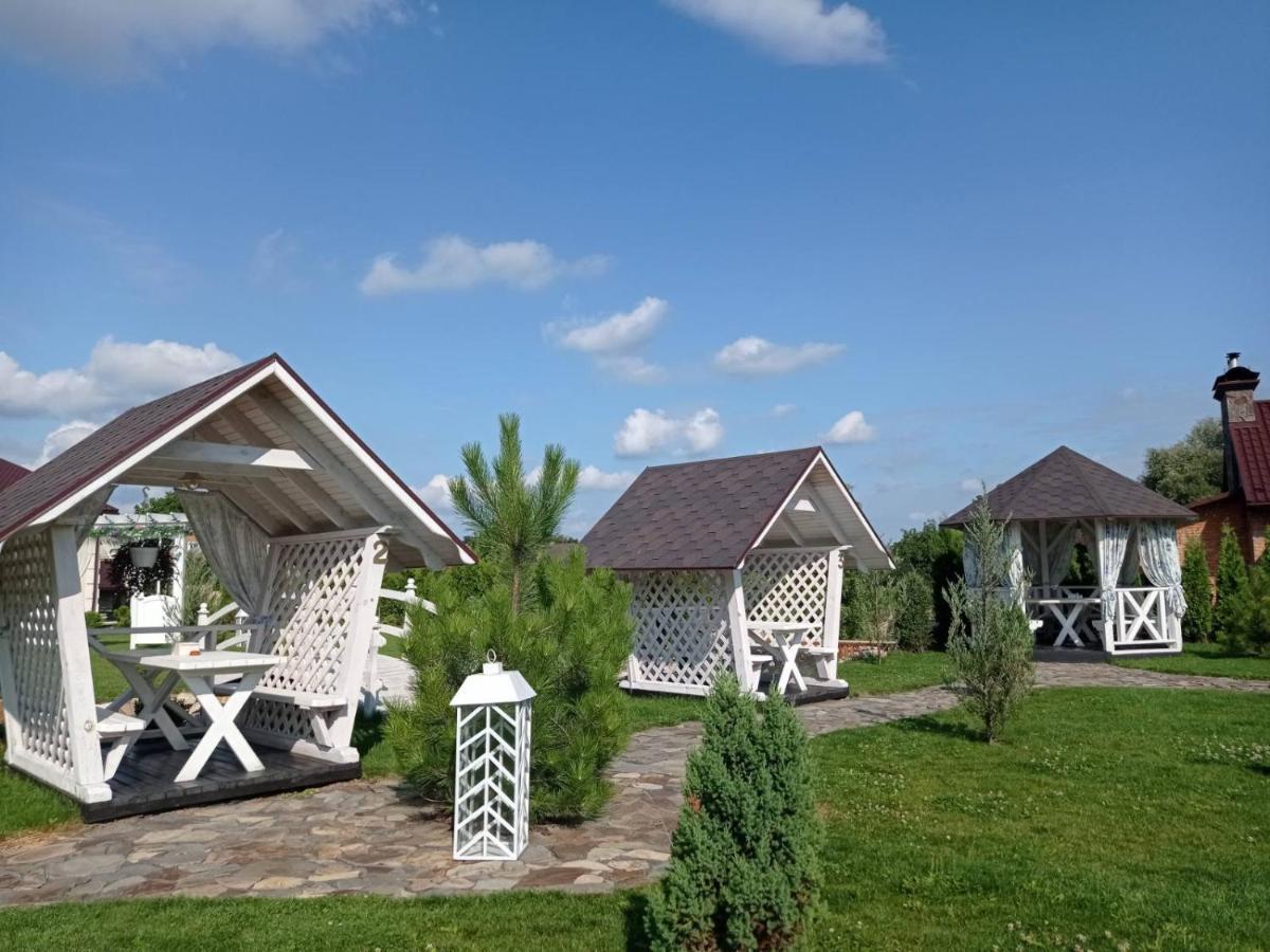 Готельно-Ресторанний Комплекс Прованс Парк Pochaiv Exterior photo