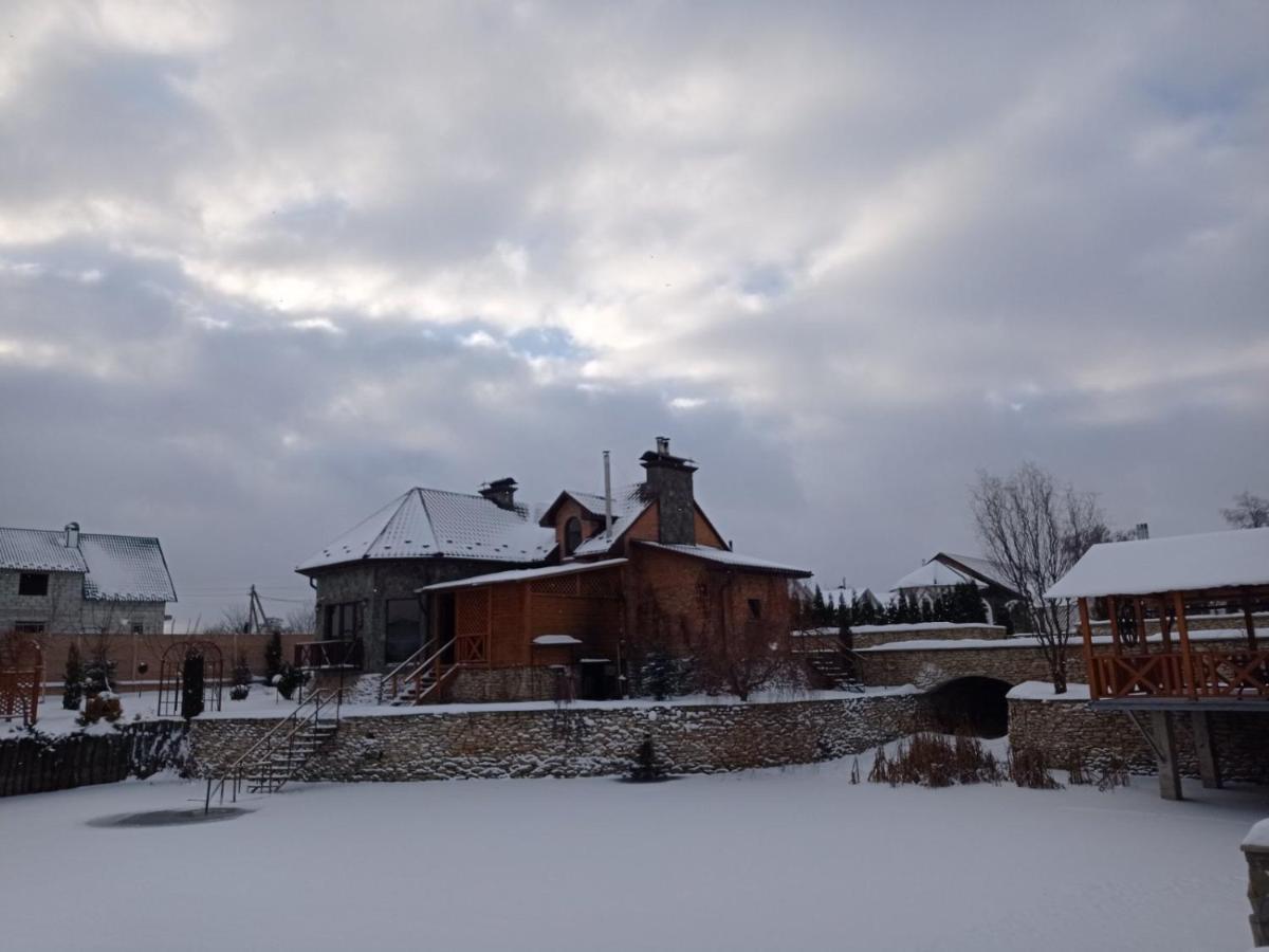 Готельно-Ресторанний Комплекс Прованс Парк Pochaiv Exterior photo